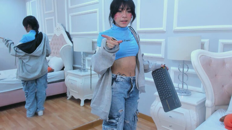 Alisha_Kitty's Streamate show and profile