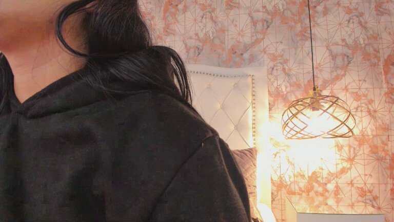 SaharaLyn's Streamate show and profile