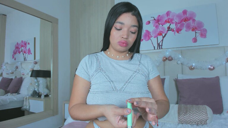 LilyyFox's Streamate show and profile