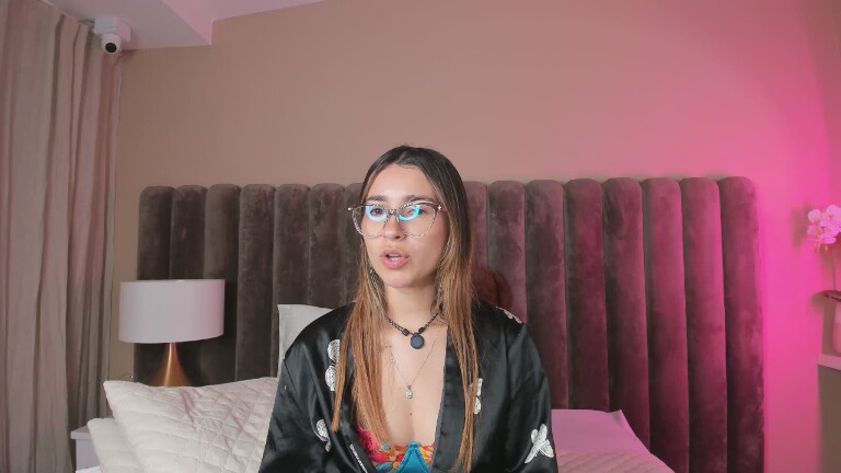 AuraRosse's Streamate show and profile