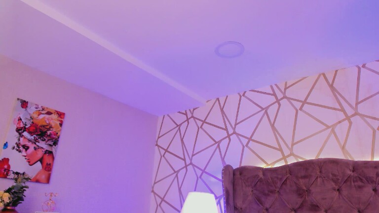 SaschaFit's Streamate show and profile