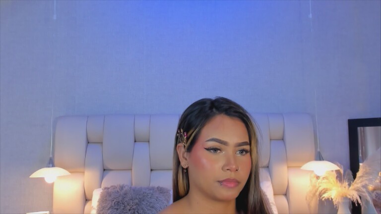 EmmaPrinncess's Streamate show and profile