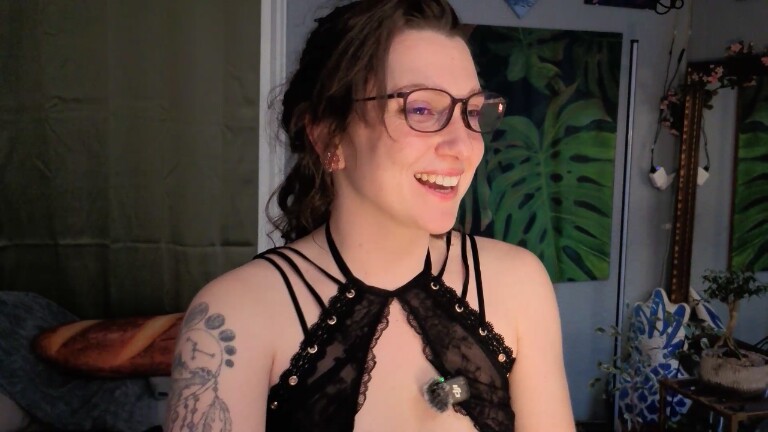 ArtiePaints's Streamate show and profile