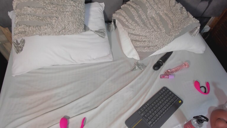 ZoeySpeart's Streamate show and profile