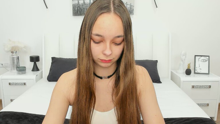 Verba's Streamate show and profile