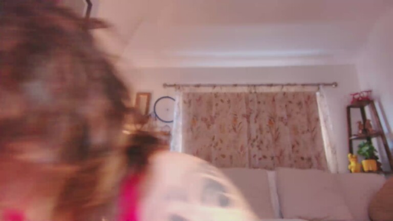 Aerin's Streamate show and profile