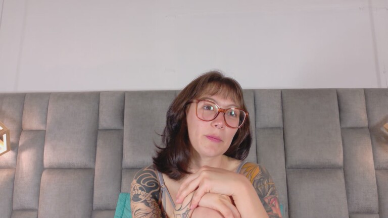 Isabella_Stewart's Streamate show and profile