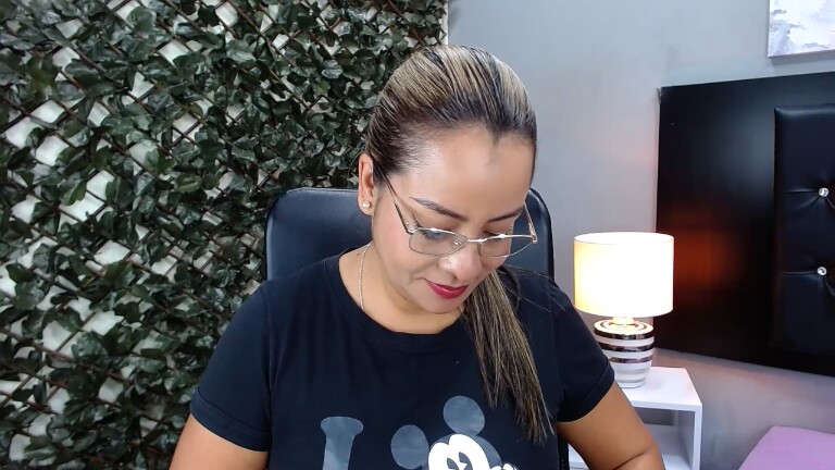 Laureen_Steele's Streamate show and profile