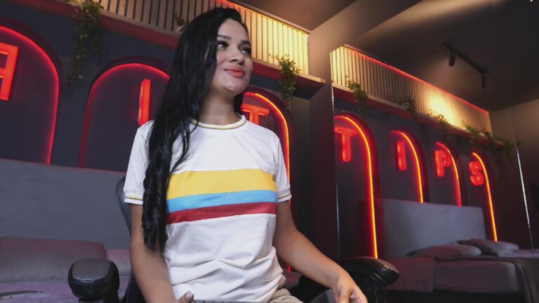 BratzLuxy's Streamate show and profile