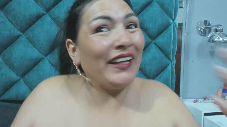 PENELOPELEWIS40's Streamate show and profile