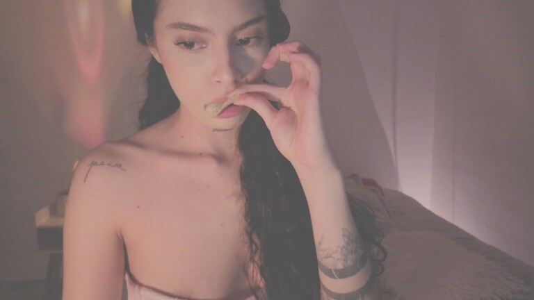 Kali71's Streamate show and profile