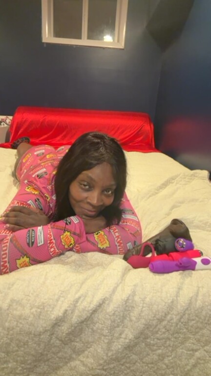 Pretti_chocolate's Streamate show and profile