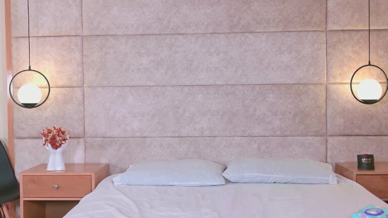 JennaLouvre's Streamate show and profile