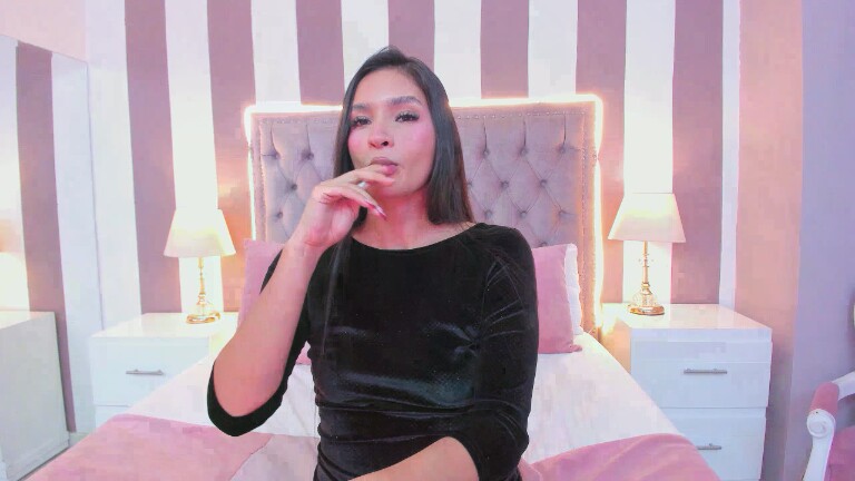 AuraClark's Streamate show and profile