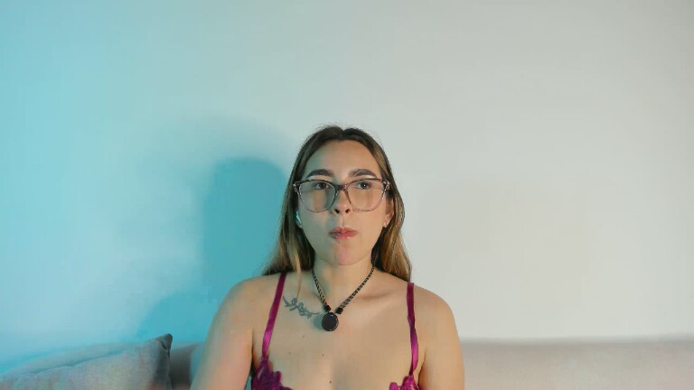 AuraRosse's Streamate show and profile