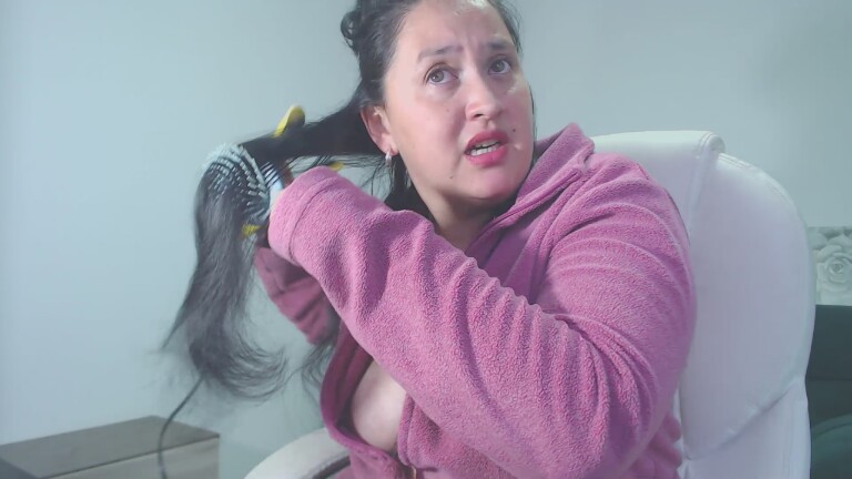 Sacha_Love's Streamate show and profile