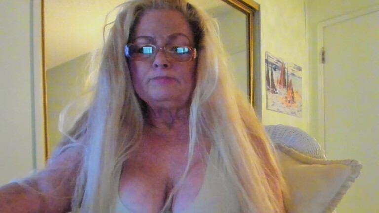 amberxxx's Streamate show and profile