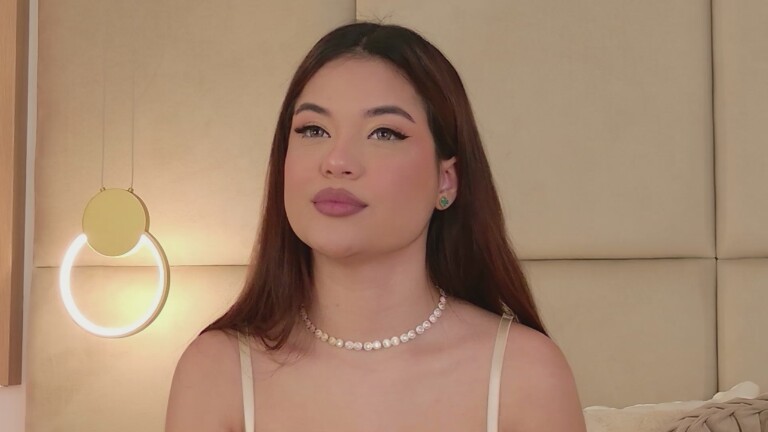 GiaRosset's Streamate show and profile