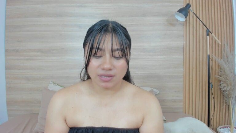 Karen_Villalobos's Streamate show and profile