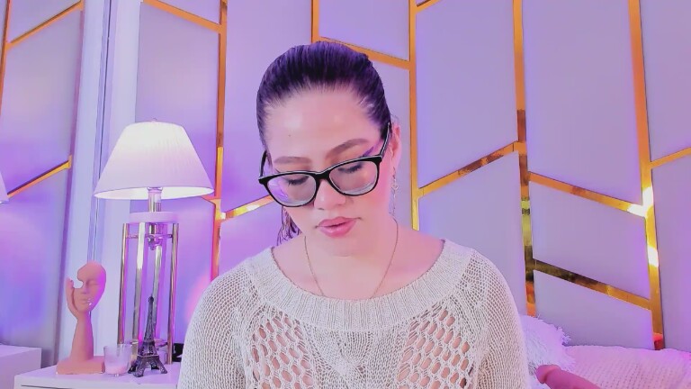 JadeMartinelli's Streamate show and profile