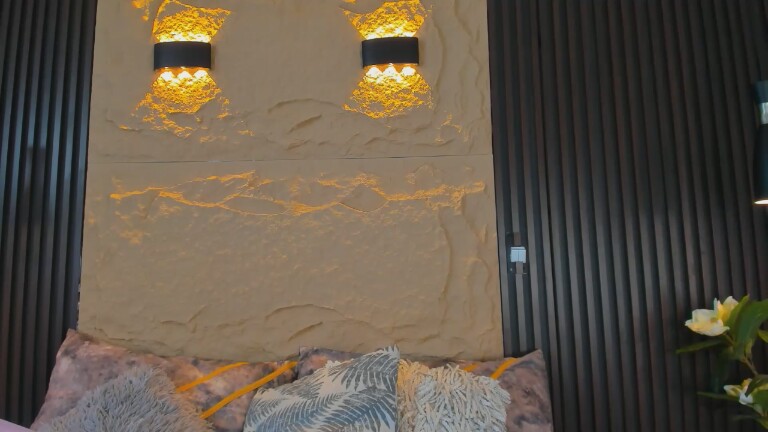 FerLenns's Streamate show and profile