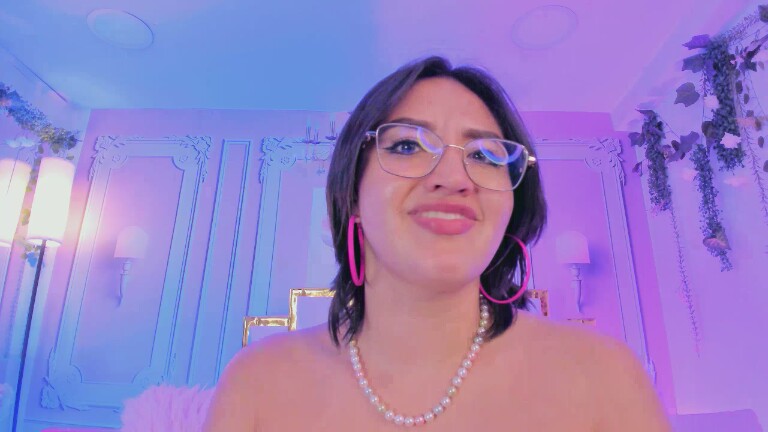 NaraSuarez's Streamate show and profile