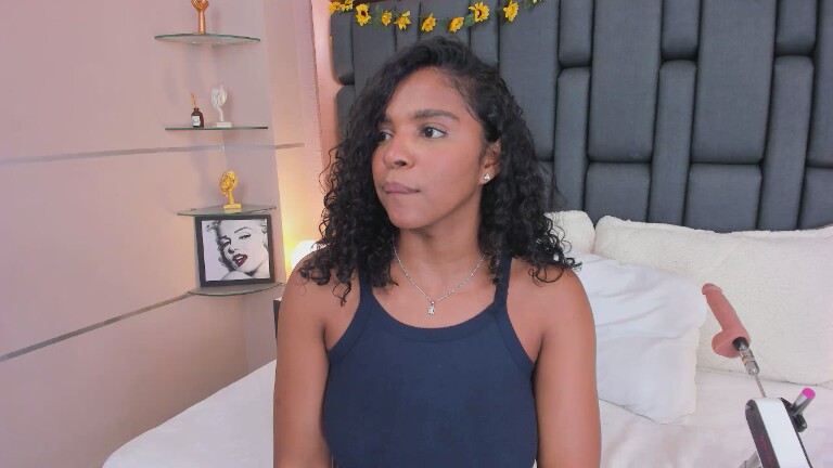 LIISAMENDEZ's Streamate show and profile