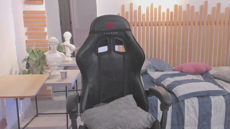 KristensClark's Streamate show and profile