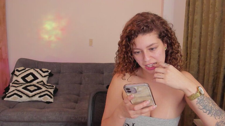 SofiaCasstro's Streamate show and profile