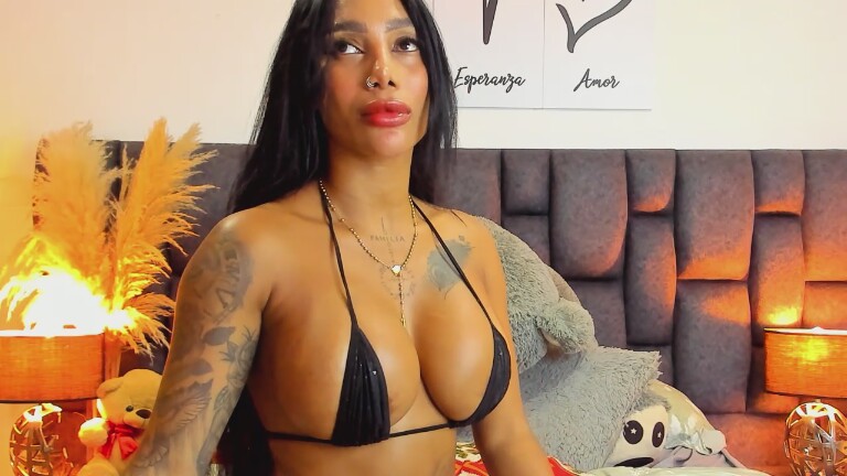 MelanieDuque's Streamate show and profile