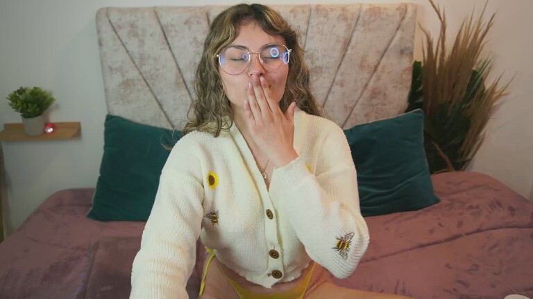 IamAbbi's Streamate show and profile