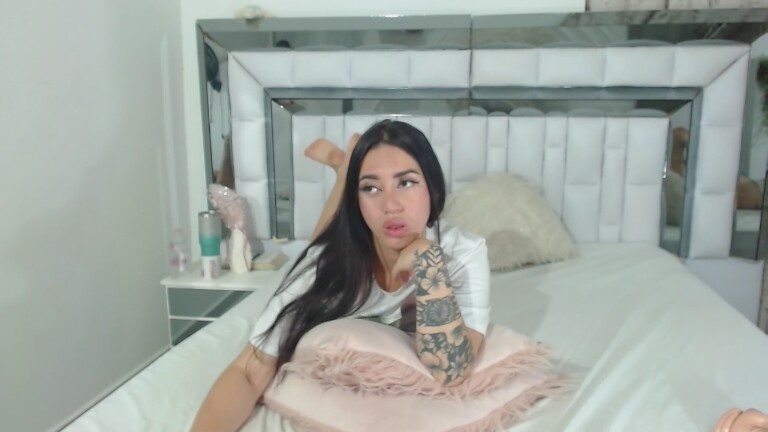 RebeccaDreams's Streamate show and profile