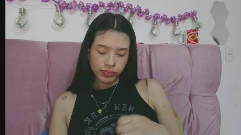 ZakuraPrincess's Streamate show and profile