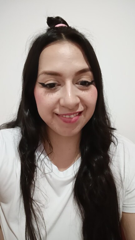 AlondraGomez33's Streamate show and profile