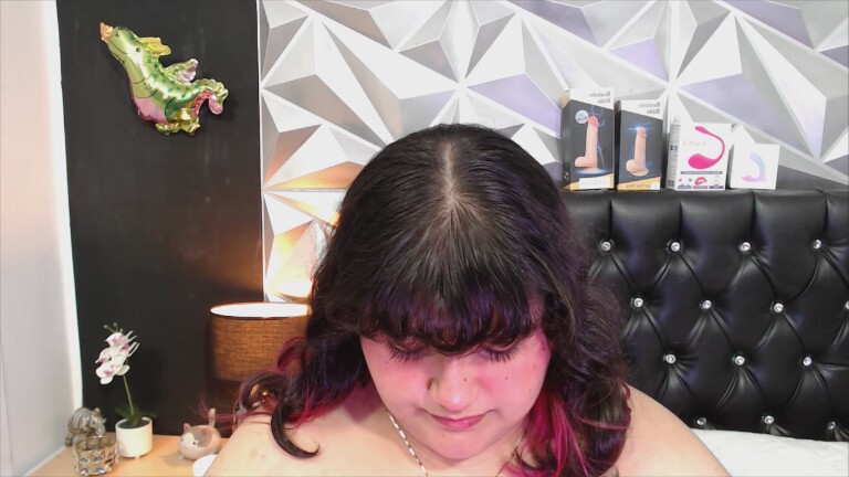 EmmaLush's Streamate show and profile