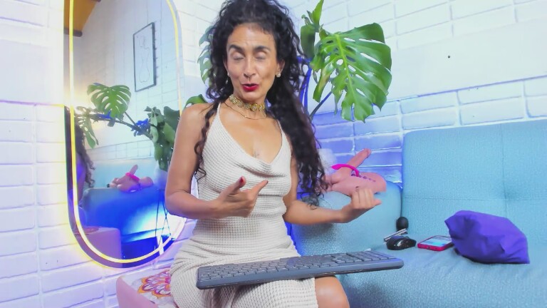 VeronicaCortess's Streamate show and profile