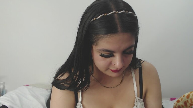 EmilyConoor's Streamate show and profile