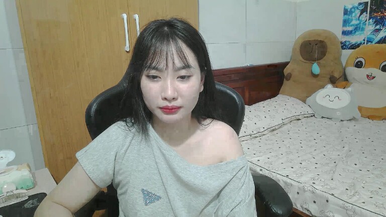 Lilybelle039's Streamate show and profile