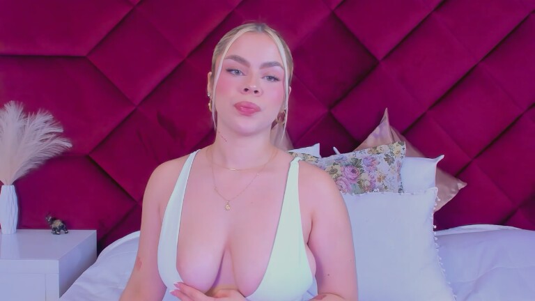 AndreaCapone's Streamate show and profile