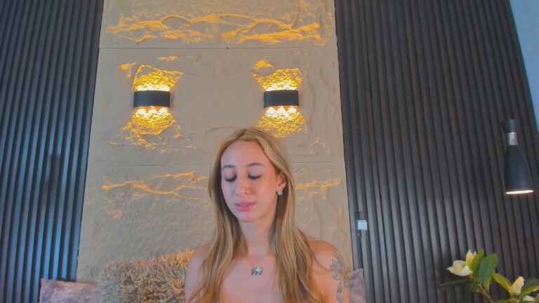 FerLenns's Streamate show and profile