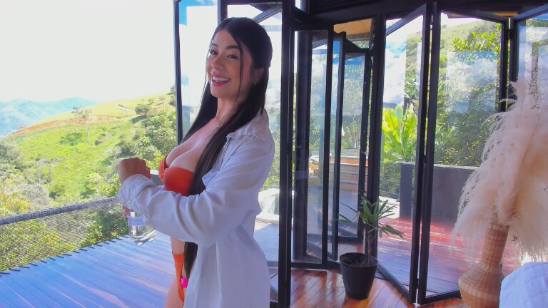 CristinaHanze's Streamate show and profile