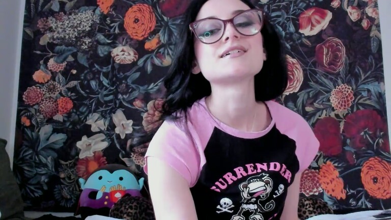 KatieLenore's Streamate show and profile