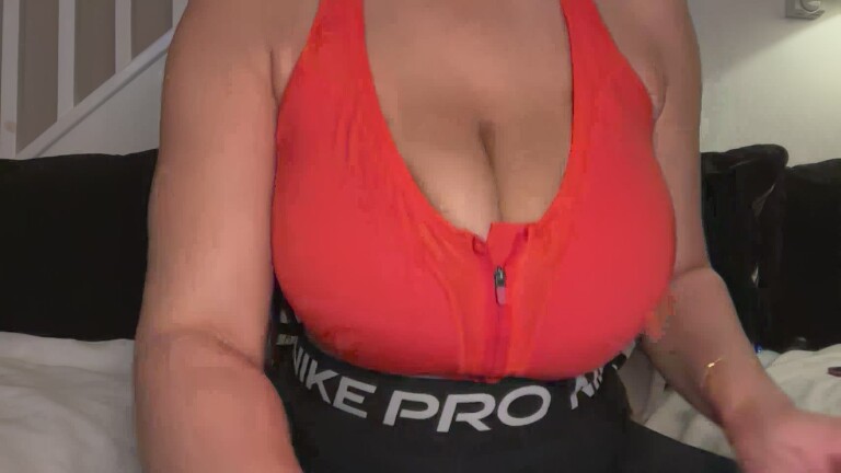 MissMyaBentley's Streamate show and profile