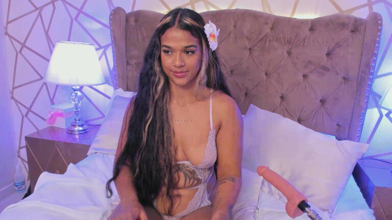 SaschaFit's Streamate show and profile