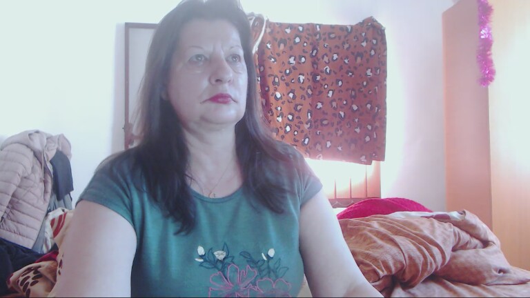 ExtasyMature's Streamate show and profile