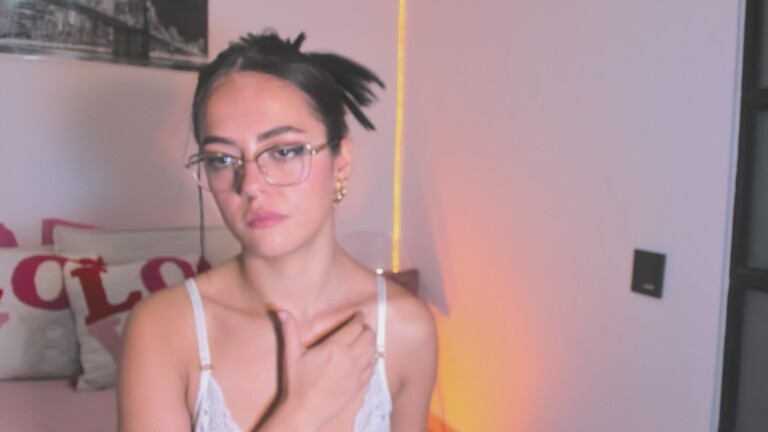 Aria_Greyy's Streamate show and profile