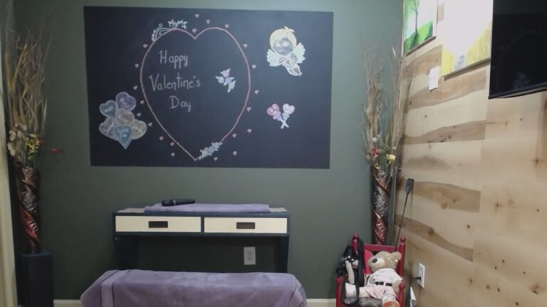 Adrianna_4u's Streamate show and profile