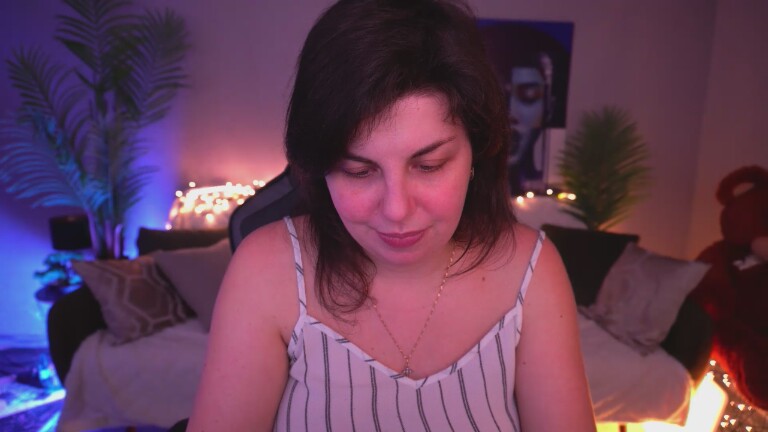 MirandaWarm's Streamate show and profile