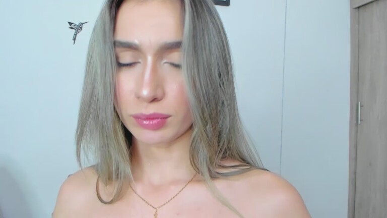 SarahRouxx's Streamate show and profile