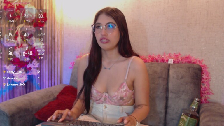 DiazMia_s's Streamate show and profile